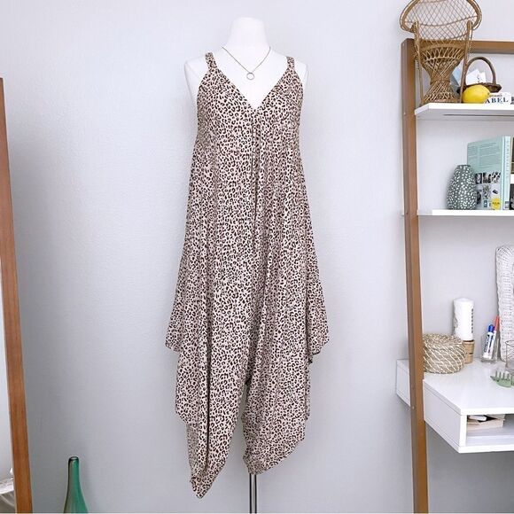 Leopard Harem Pant Style Jumpsuit - Picture 1 of 6